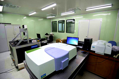 光學材料檢測實驗室--中國科學院光電技術研究所